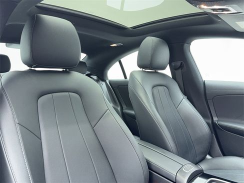 Used 2025 Mercedes-Benz CLA 250 image 45