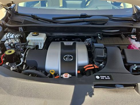 Used 2021 Lexus RX 450h AWD w/ Luxury Package image 28