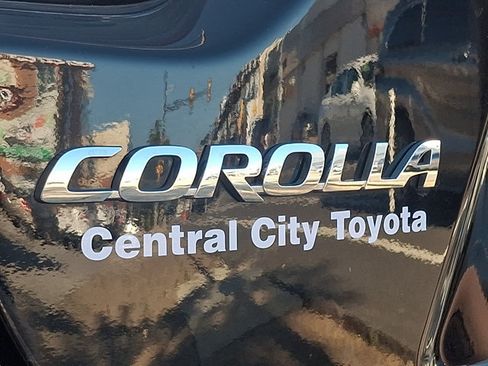 Used 2024 Toyota Corolla LE FWD image 29