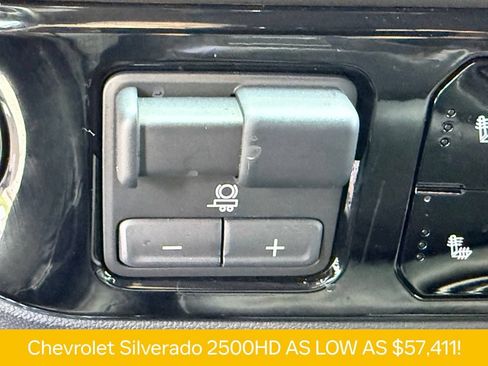 Used 2025 Chevrolet Silverado 2500 LT w/ Trail Boss Package AWD/4WD image 8