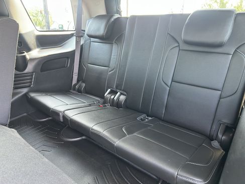 Used 2017 Chevrolet Tahoe LT w/ Luxury Package AWD/4WD image 20