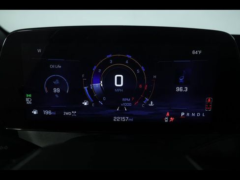 Used 2025 Chevrolet Traverse LT image 25