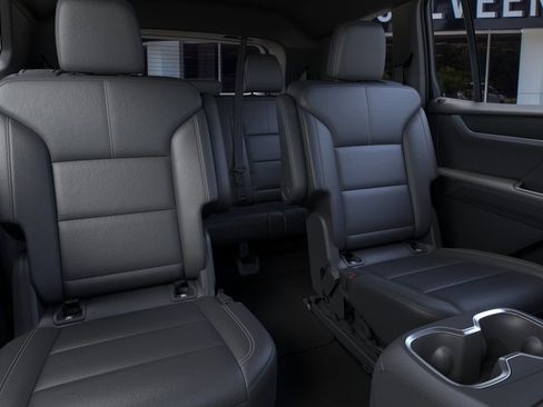 New 2026 GMC Acadia Elevation w/ Elevation Premium Package FWD image 12