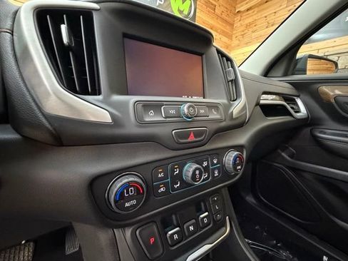 Used 2021 GMC Terrain SLE w/ Driver Convenience Package AWD/4WD image 19