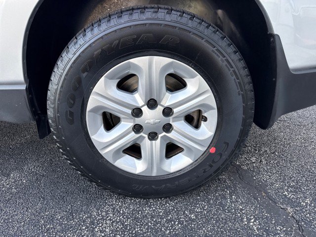 Used 2016 Chevrolet Traverse LS FWD image 11