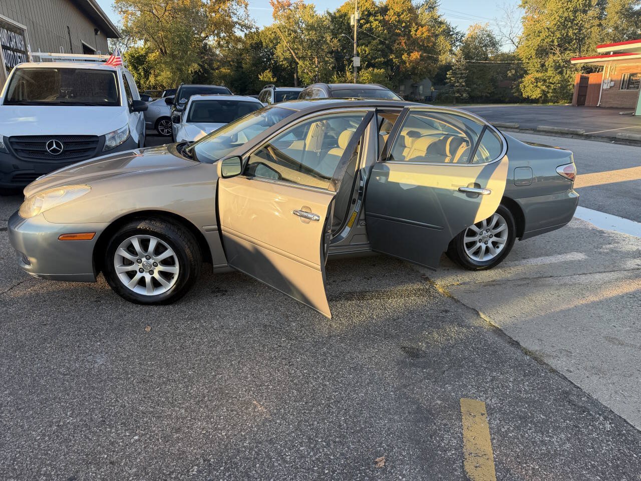 Used 2002 Lexus ES 330 FWD image 34
