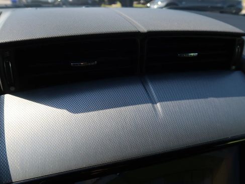 Used 2017 Jaguar F-TYPE Convertible image 31