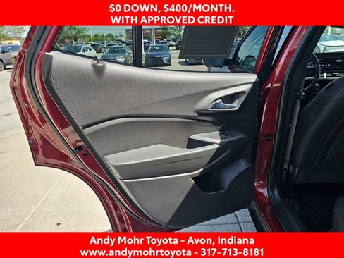 Used 2025 Chevrolet Trax RS w/ Driver Confidence Package FWD image 25