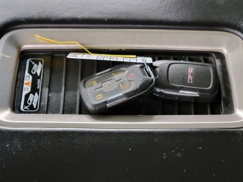 Used 2019 GMC Yukon XL Denali image 29