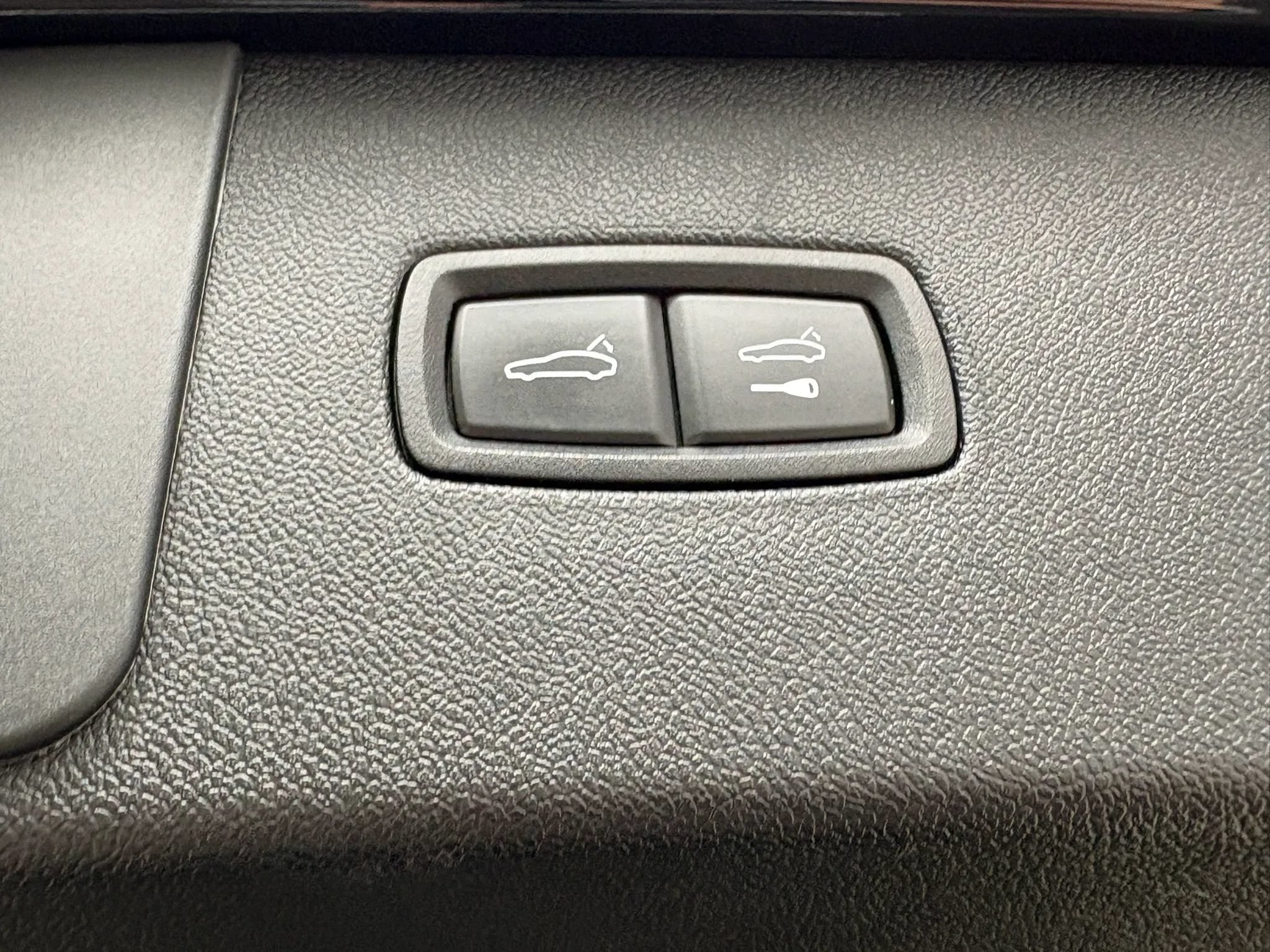 Used 2021 Porsche Cayenne S AWD/4WD image 24
