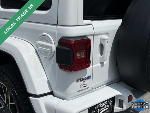 Used 2024 Jeep Wrangler High Altitude AWD/4WD image 11