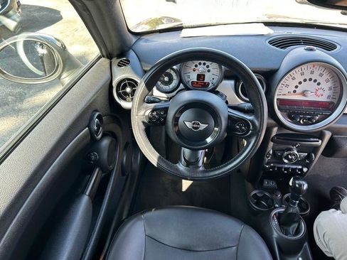 Used 2014 MINI Cooper Roadster FWD image 9