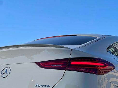 Used 2025 Mercedes-Benz GLE 450 GLE 450 image 9