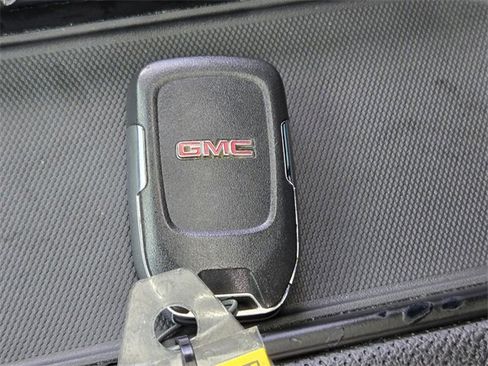 Used 2019 GMC Sierra 1500 AT4 w/ AT4 Premium Package image 23