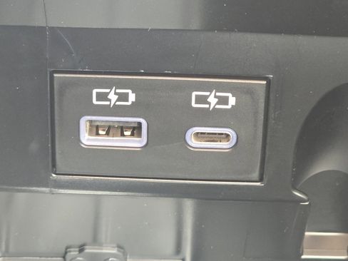 New 2026 Toyota Tundra SR5 image 9