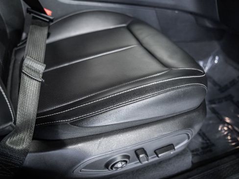 Certified 2024 Jeep Grand Cherokee L Limited w/ Luxury Tech Group II image 38