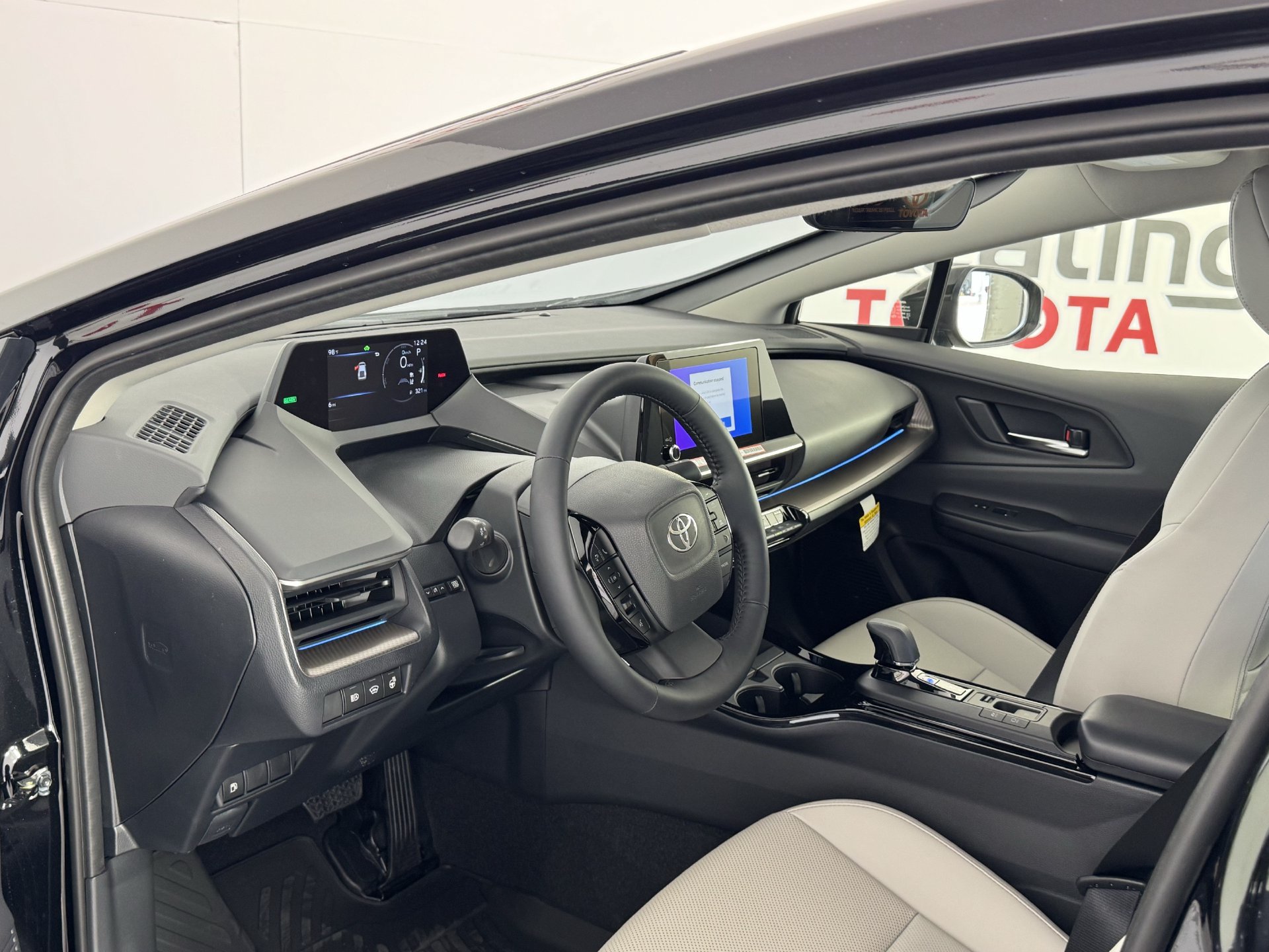 New 2027 Toyota Prius XLE FWD image 2