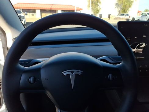 Used 2023 Tesla Model 3 Performance image 20