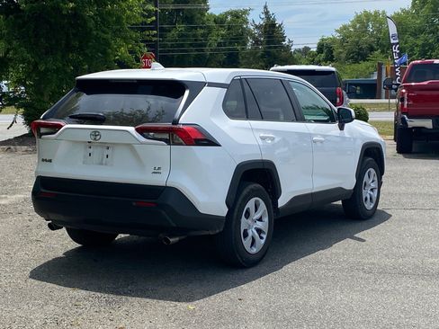 Used 2025 Toyota RAV4 LE AWD/4WD image 3