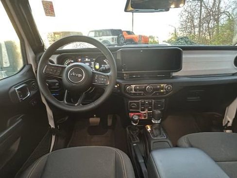 Used 2025 Jeep Wrangler Unlimited Sport S 4xe image 8