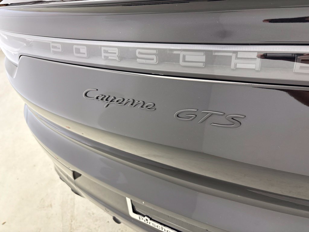 Certified 2023 Porsche Cayenne GTS AWD/4WD image 12