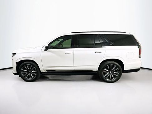 Used 2022 Cadillac Escalade Sport w/ Touring Package AWD/4WD image 4
