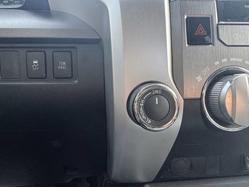 Used 2015 Toyota Tundra SR5 image 14