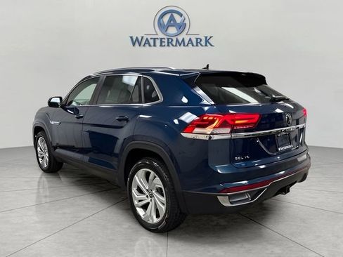 Used 2020 Volkswagen Atlas Cross Sport SEL image 3