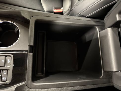 Used 2025 Honda Pilot Touring image 36