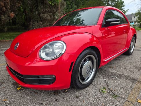 Used 2012 Volkswagen Beetle 2.5 FWD image 2
