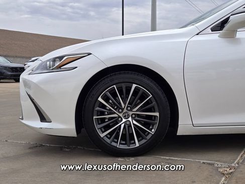 Certified 2025 Lexus ES 300h w/ Premium Package FWD image 10