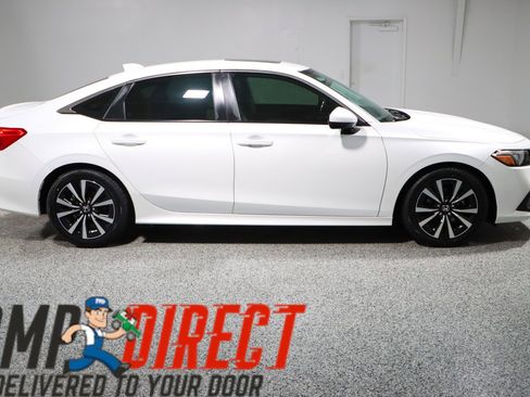 Used 2022 Honda Civic EX image 6