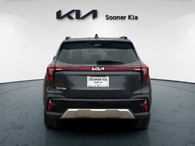 Used 2025 Kia Seltos S FWD image 5