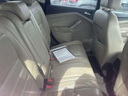 Used 2017 Ford Escape SE w/ SE Leather Comfort Package image 12