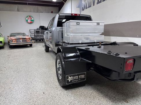 Used 2022 RAM 3500 Tradesman w/ Chrome Appearance Group image 9