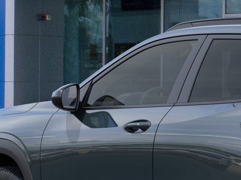 New 2026 Chevrolet Trax LT image 12