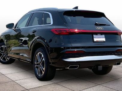 New 2026 Audi Q5 2.0T