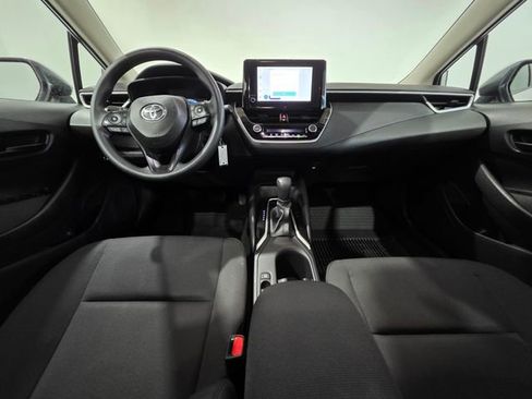 Used 2026 Toyota Corolla LE FWD image 14