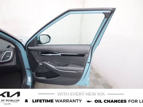 New 2026 Kia Seltos SX w/ SX Sunroof Package image 15