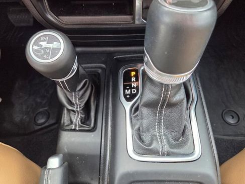 Certified 2022 Jeep Wrangler Unlimited Sahara image 30