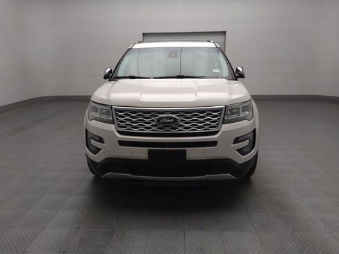 Used 2017 Ford Explorer Platinum image 15