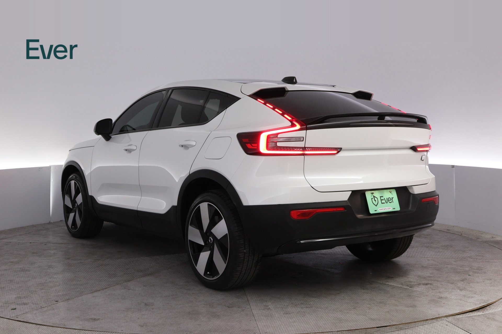 Used 2023 Volvo C40 P8 Recharge Ultimate AWD/4WD image 17