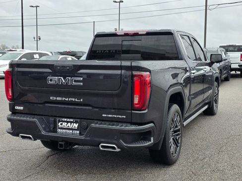 Used 2022 GMC Sierra 1500 Denali Ultimate image 8