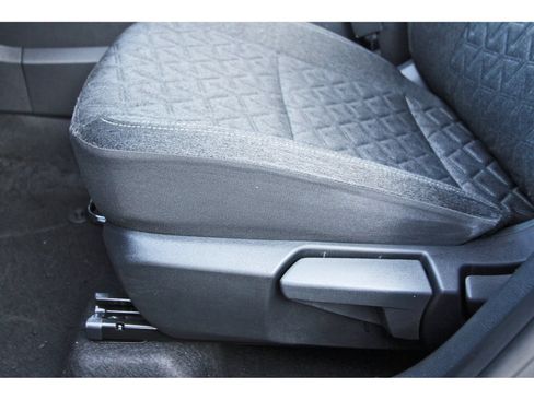 Used 2025 Nissan Kicks SV FWD image 28