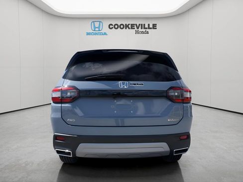 Used 2025 Honda Pilot Touring image 3