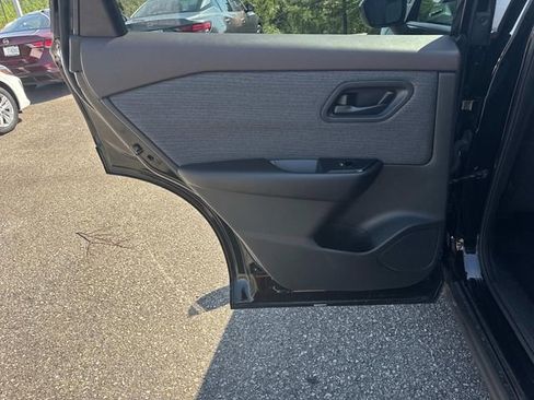Certified 2023 Nissan Rogue S AWD/4WD image 15