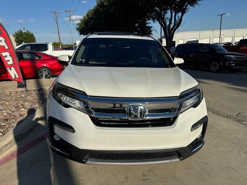 Used 2021 Honda Pilot Elite image 2