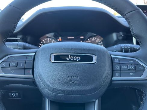 New 2026 Jeep Compass Limited image 14