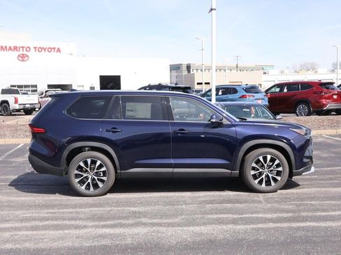 New 2026 Toyota Grand Highlander AWD Hybrid image 5