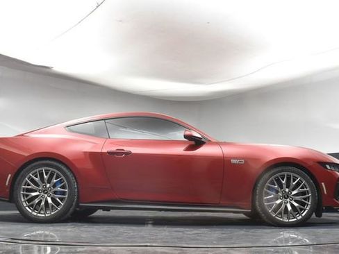 Used 2024 Ford Mustang GT Premium image 33